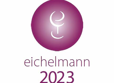 Eichelmann Weinführer 2023

Die herausragenden Bewertungen ehren uns zutiefst - sie lassen uns in Dankbarkeit zurück und werden zugleich unser Ansporn sein im weiteren Wirken um einzigartige Weine.